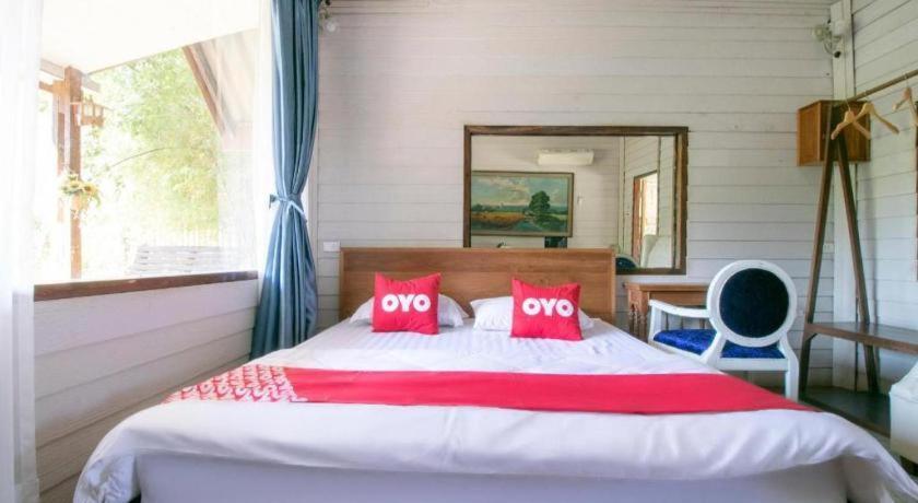 Hotel Oyo 75374 Baan Rak Mai Kanchanaburi Exterior foto